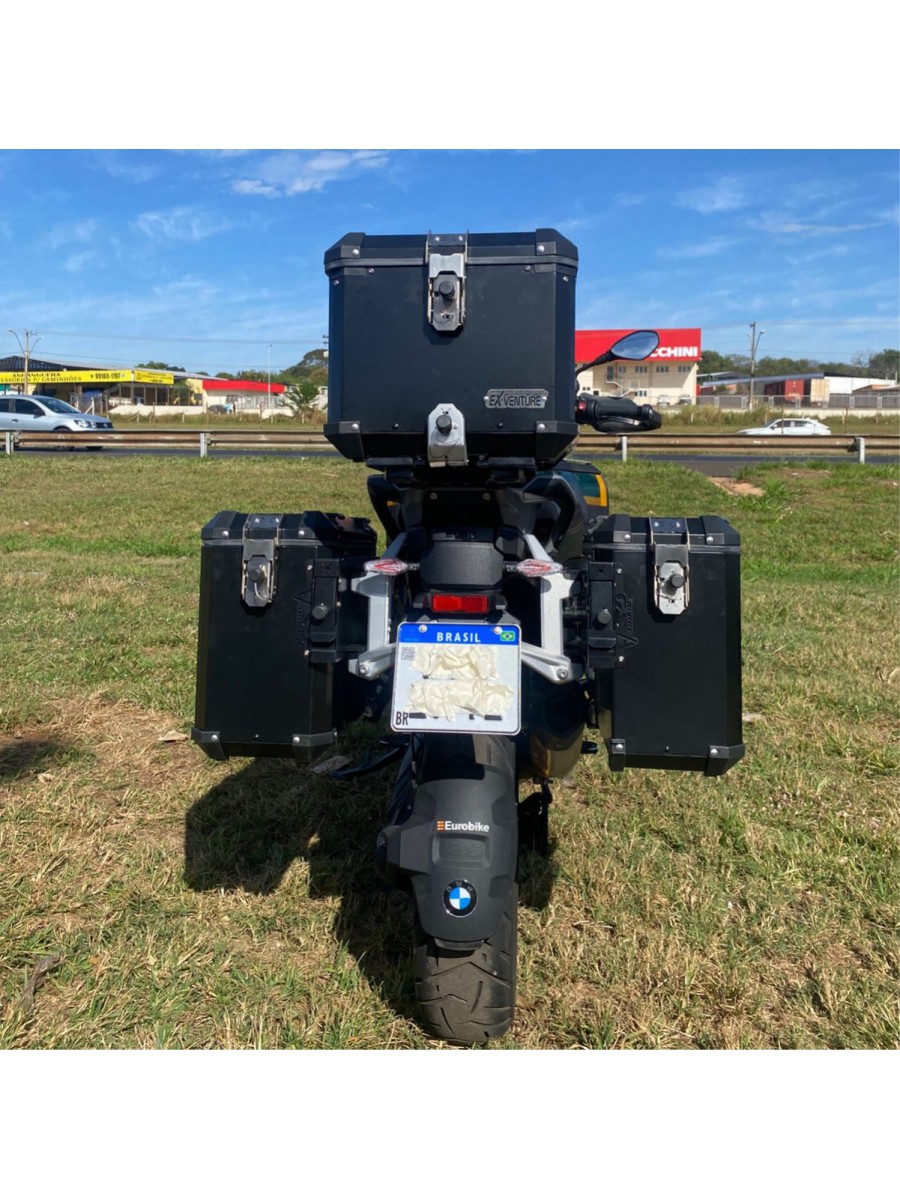 BMW R1300 GS ADV - KIT Baus lat. aluminio 44/43 L + BAULETO 39 L encaixe em aço direto no suporte original BMW (nao necessita suporte adicional) BMW R1300 GS ADV - KIT Baus lat. aluminio 44/43 L + BAULETO 39 L encaixe em aço direto no suporte original BMW (nao necessita suporte adicional)