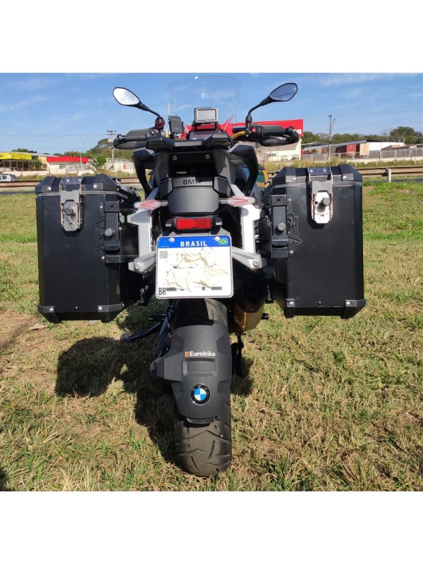 BMW R1300 GS ADV - Baus laterais aluminio 44/43 L encaixe em aço direto no suporte original BMW (nao necessita suporte adicional) BMW R1300 GS ADV - Baus laterais aluminio 44/43 L encaixe em aço direto no suporte original BMW (nao necessita suporte adicional)