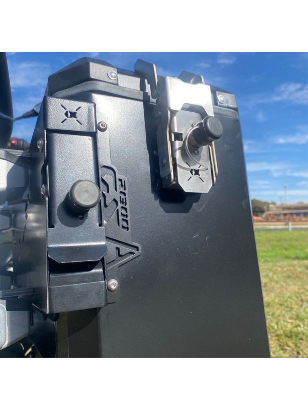 BMW R1300 GS ADV - KIT Baus lat. aluminio 44/43 L + BAULETO 49 L encaixe em aço direto no suporte original BMW (nao necessita suporte adicional) BMW R1300 GS ADV - KIT Baus lat. aluminio 44/43 L + BAULETO 49 L encaixe em aço direto no suporte original BMW (nao necessita suporte adicional)