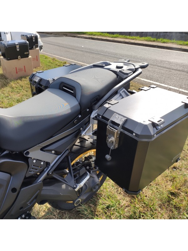 BMW R1300 GS ADV - Baus laterais aluminio 54/53 L encaixe em aço direto no suporte original BMW (nao necessita suporte adicional) BMW R1300 GS ADV - Baus laterais aluminio 54/53 L encaixe em aço direto no suporte original BMW (nao necessita suporte adicional)