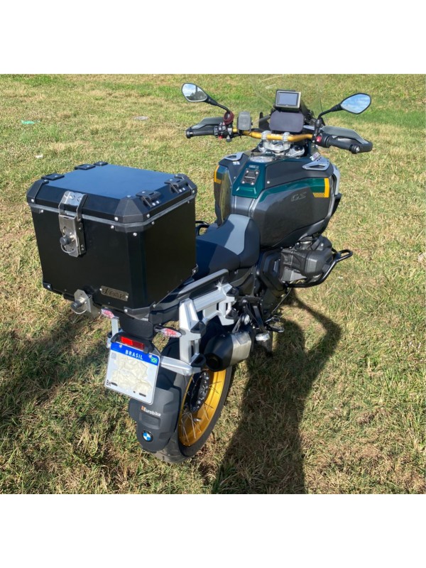 BMW R1300 GS ADV - Bauleto 39L (1 capacete), encaixe em aço direto no suporte original BMW (não precisa de base) BMW R1300 GS ADV - Bauleto 39L (1 capacete), encaixe em aço direto no suporte original BMW (não precisa de base)
