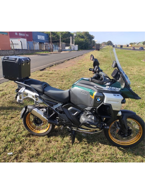 BMW R1300 GS ADV - Bauleto 39L (1 capacete), encaixe em aço direto no suporte original BMW (não precisa de base) BMW R1300 GS ADV - Bauleto 39L (1 capacete), encaixe em aço direto no suporte original BMW (não precisa de base)