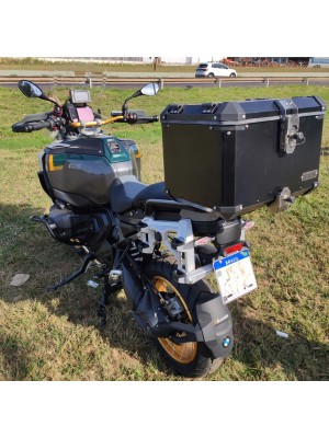 BMW R1300 GS ADV - Bauleto 60L (2 capacetes) encaixe em aço direto no suporte original BMW (não precisa de base)