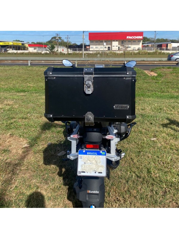 BMW R1300 GS ADV - Bauleto 49L (1 1/2 capacete) encaixe em aço direto no suporte original BMW (não precisa de base) BMW R1300 GS ADV - Bauleto 49L (1 1/2 capacete) encaixe em aço direto no suporte original BMW (não precisa de base)