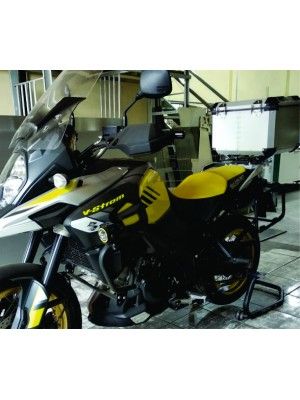 SUZUKI - VSTROM 650 a 1050> BAULETO 49 L  ALUMÍNIO (1 1/2 capacetes) + SUPORTE AÇO