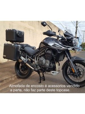 TRIUMPH EXPLORER 1200> KIT PAR DE BAUS LATERAIS 44/36 L  + SUPORTES LATERAIS + BAULETO 49 L (1.1/2 CAPACETE) COM SUPORTE  