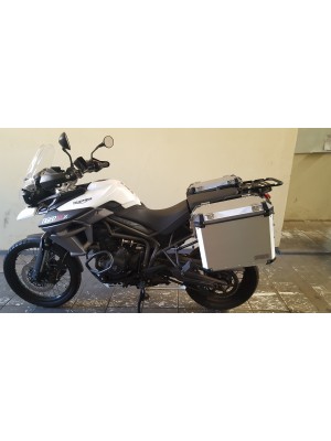 Triumph Tiger 800 - Baus laterais 36/44 l aluminio par + suportes em aco preto - ate 2021